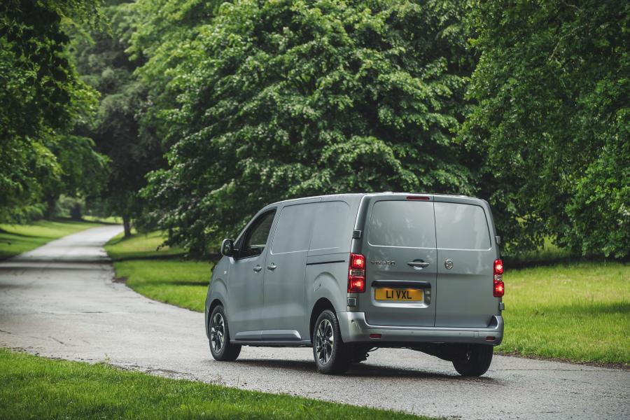  Vauxhall Vivaro Van 2019 года  (фото 33 из 35)